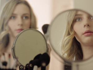 Кристина из Твери трахается с парнем в киску переехав к нему жить